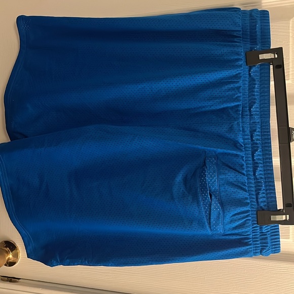 Puma x TMC Everyday Hussle Mesh Shorts “Blue” w/ White Drawstring - Picture 3 of 14